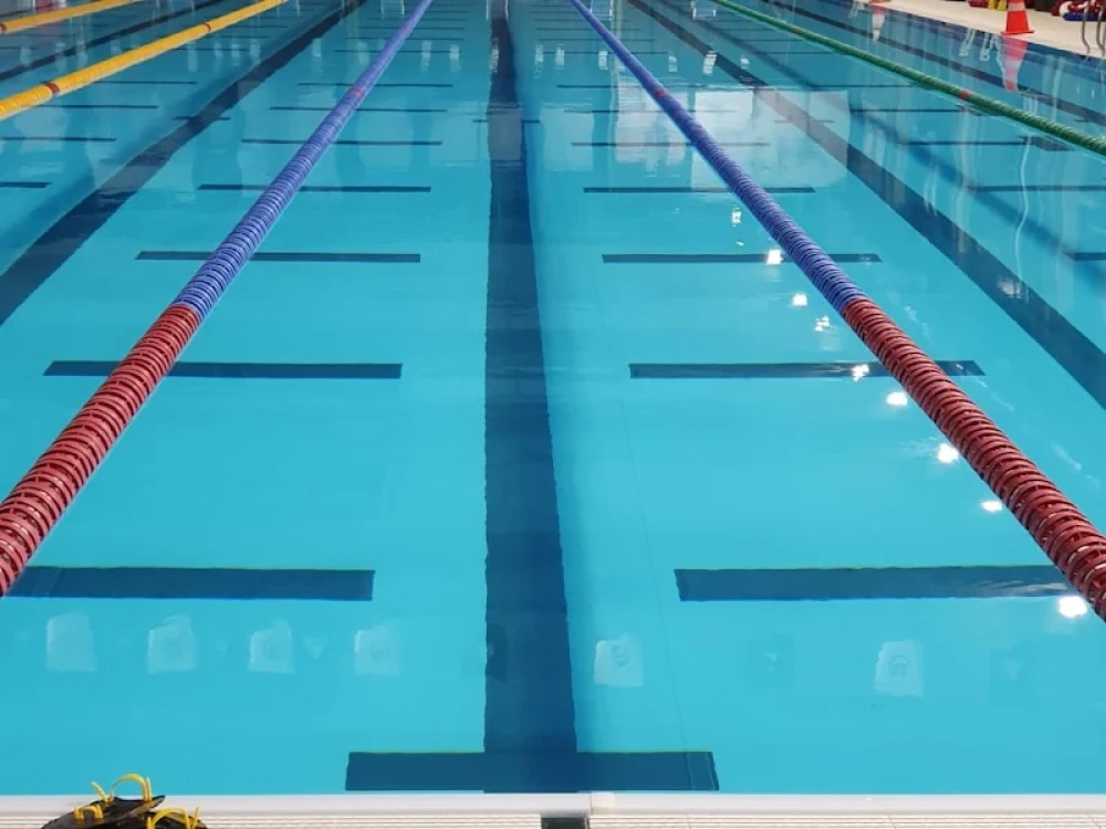 Schwimmhalle Fischerinsel